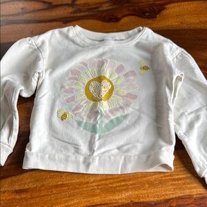 Adorable light weight sweatshirt